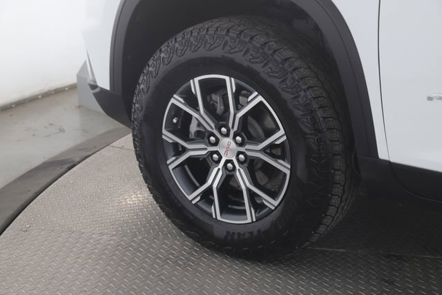 Used 2025 GMC Acadia AT4 w/ LPO, Floor Liner Package AWD/4WD image 13