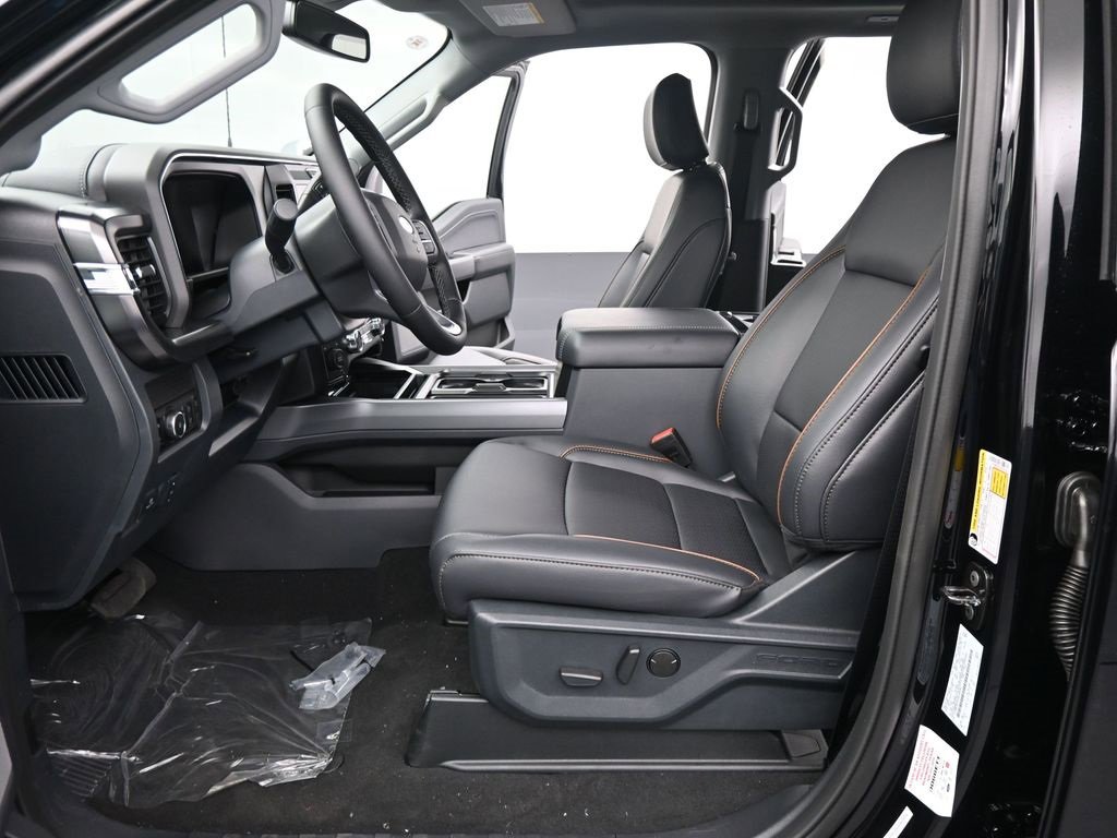 New 2026 Ford F350 Lariat w/ Chrome Package image 3