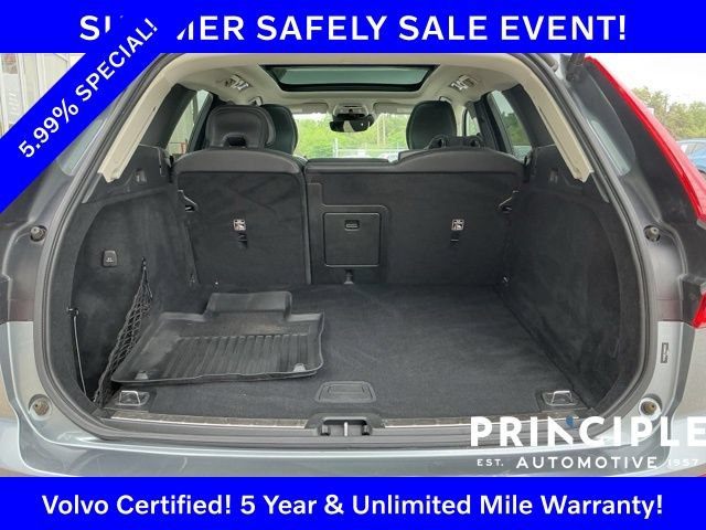 Certified 2025 Volvo XC60 T8 Ultra AWD/4WD image 15