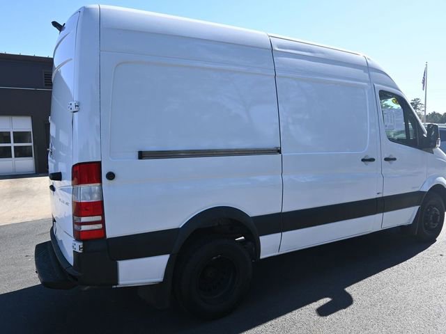 Used 2015 Mercedes-Benz Sprinter 3500 image 5