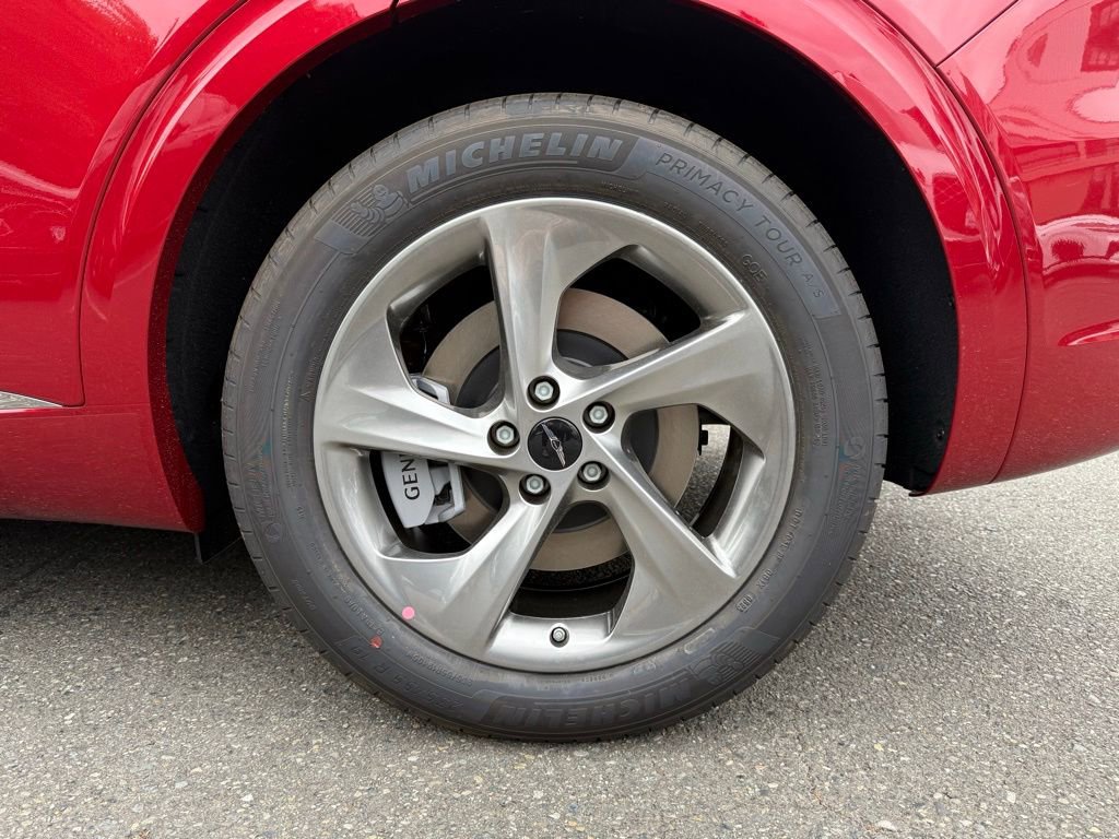 Certified 2026 Genesis GV70 2.5T Advanced AWD/4WD image 9