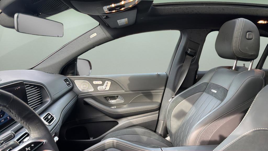 Used 2025 Mercedes-Benz GLE 53 AMG GLE 53 AMG image 18