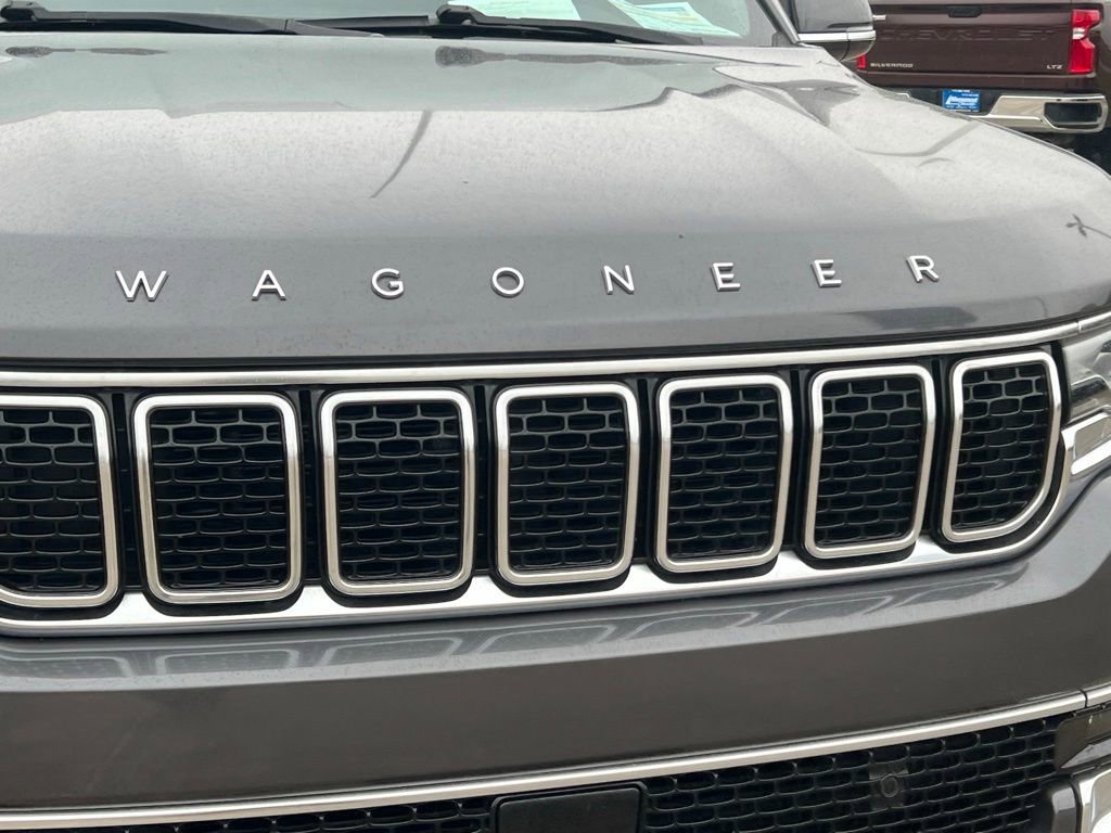 Used 2022 Jeep Wagoneer Series II w/ Premium Group I AWD/4WD image 4