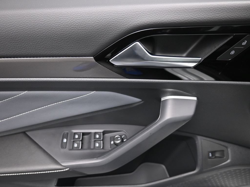 New 2026 Volkswagen Jetta SEL FWD image 20