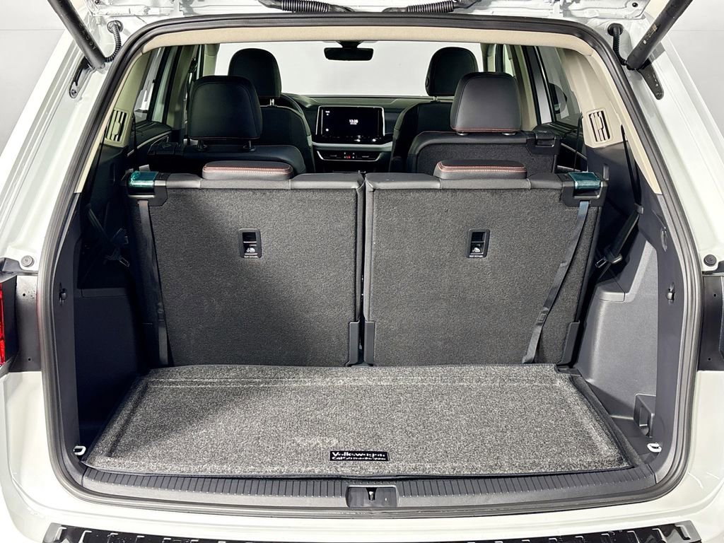 New 2026 Volkswagen Atlas Peak Edition image 21