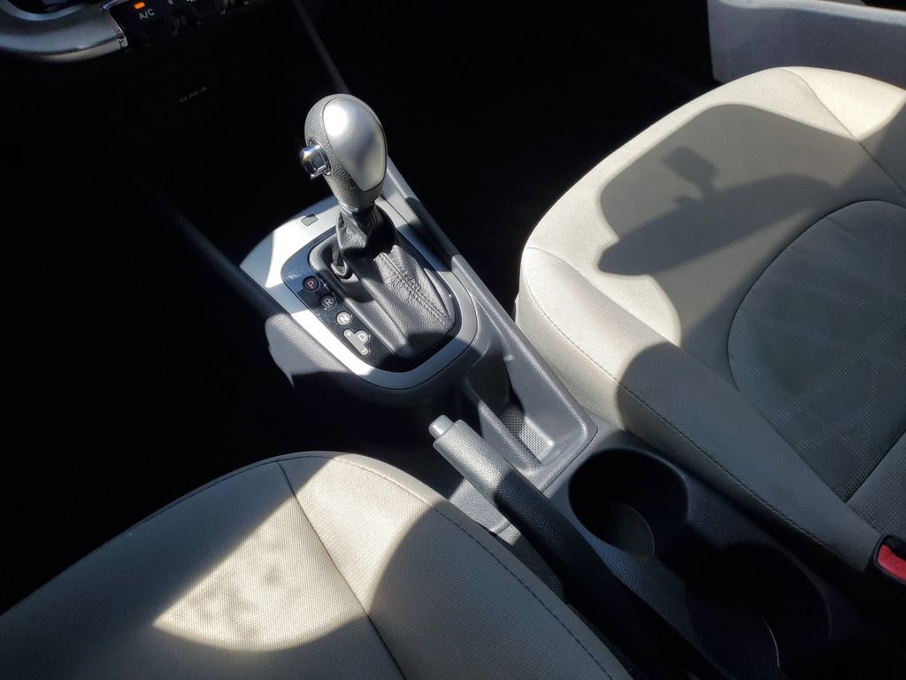 Used 2014 Kia Rio LX FWD image 26