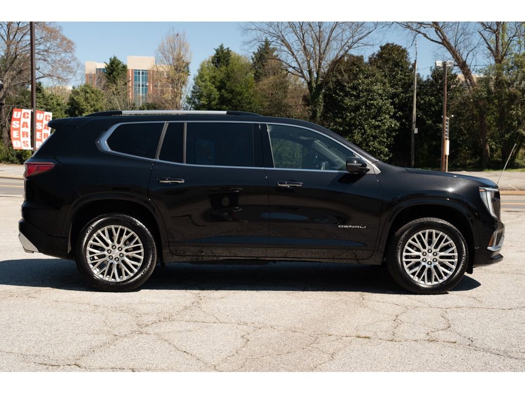 Used 2025 GMC Acadia Denali image 8