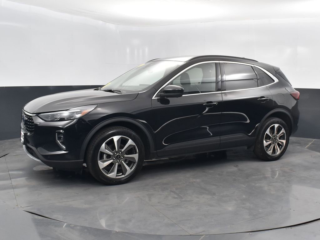 Used 2023 Ford Escape Platinum image 8