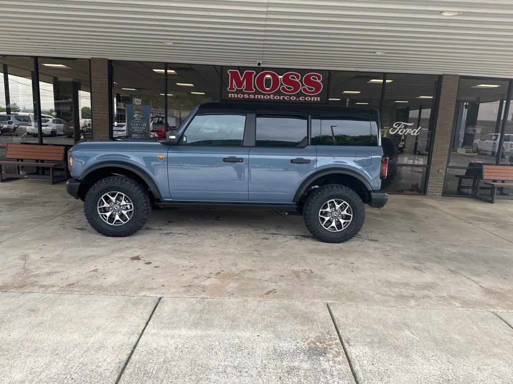 New 2025 Ford Bronco Badlands image 7