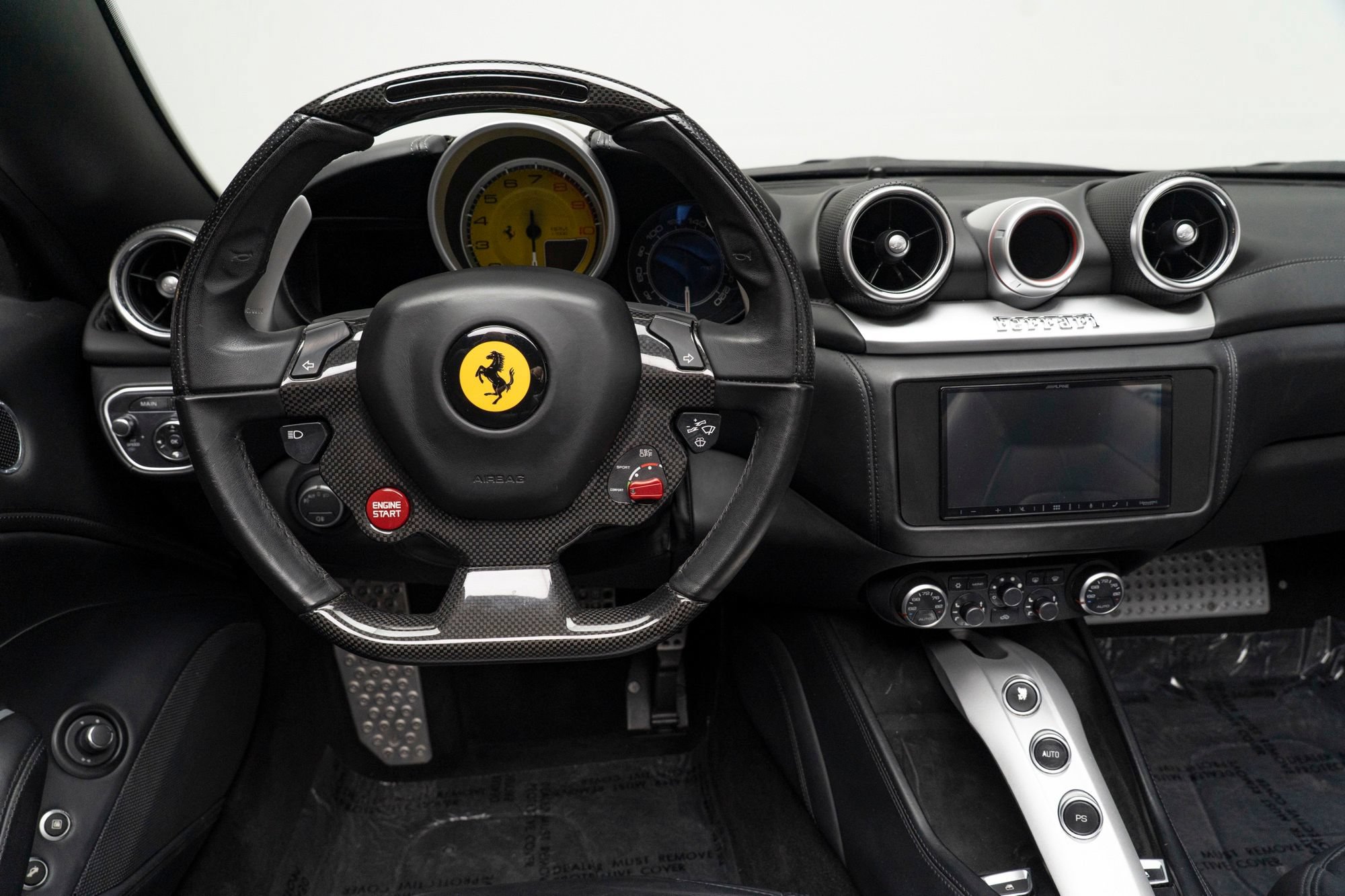 Used 2016 Ferrari California T RWD image 26