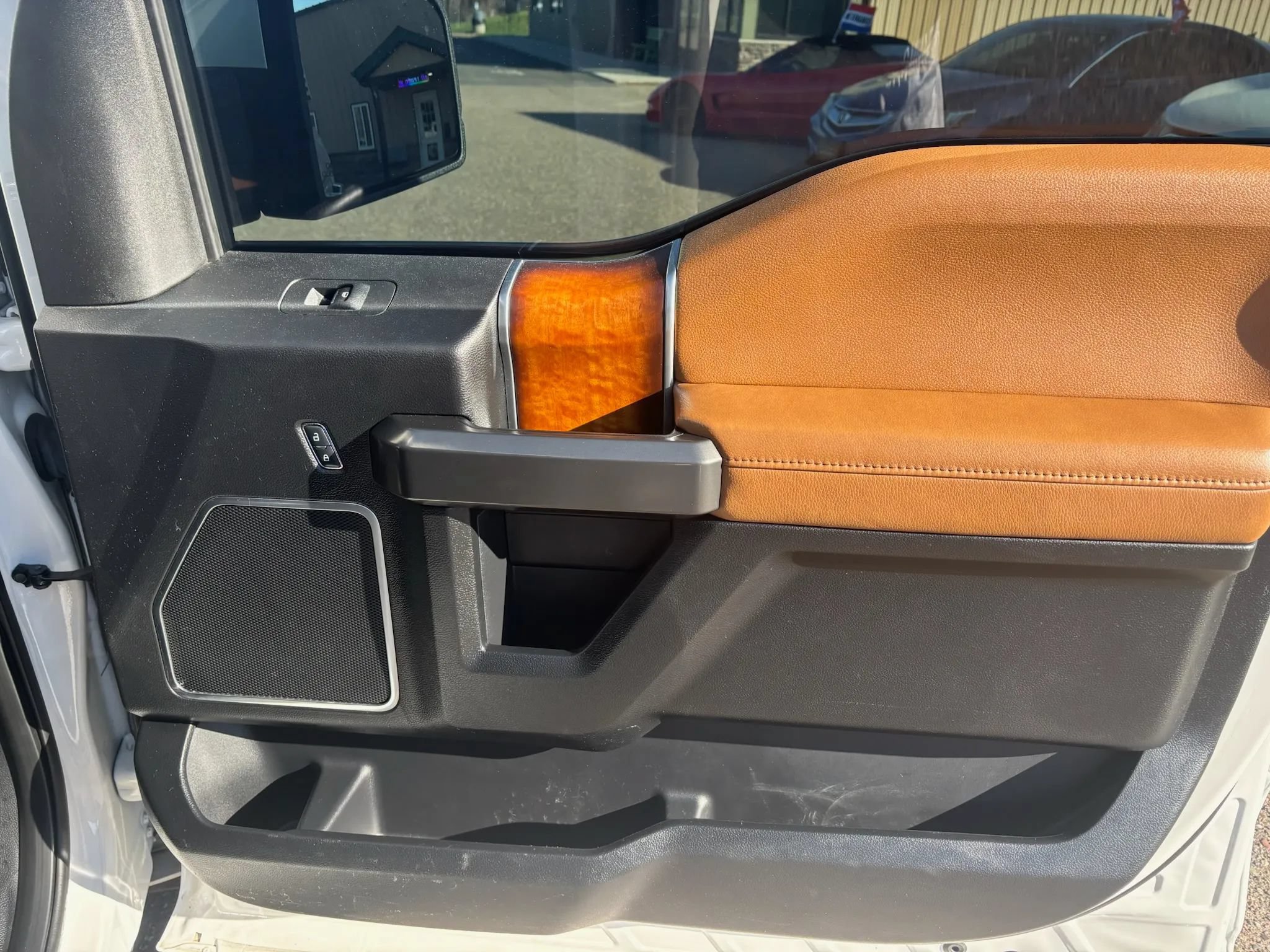 Used 2016 Ford F150 Limited w/ Trailer Tow Package AWD/4WD image 31