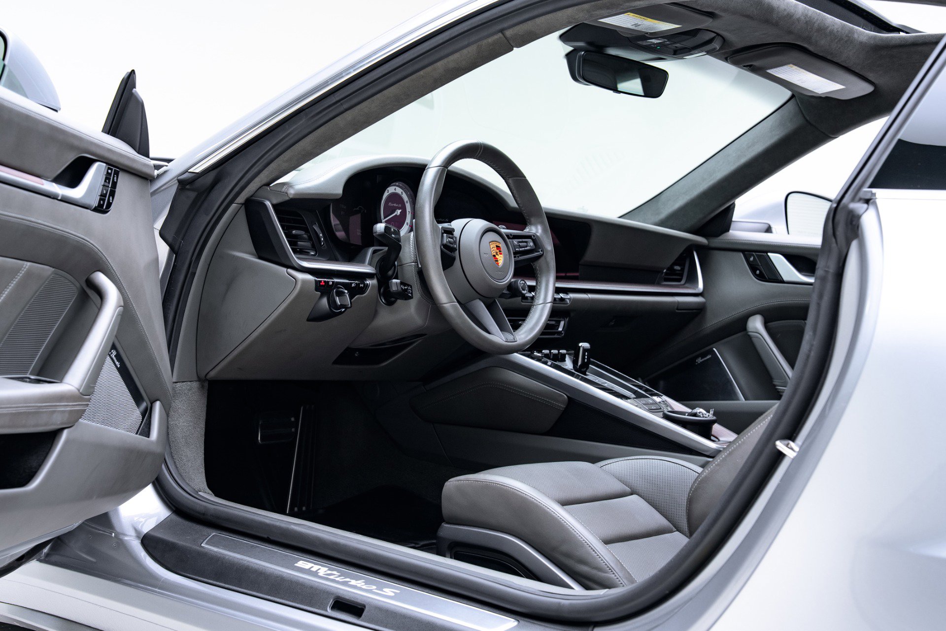 Used 2021 Porsche 911 Turbo S AWD/4WD image 2