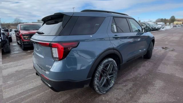 New 2026 Ford Explorer ST-Line w/ ST-Line Street Pack image 2