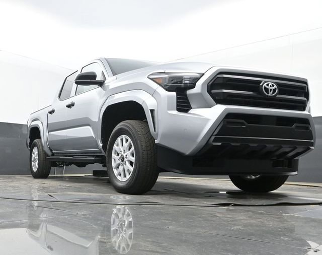 Used 2026 Toyota Tacoma SR w/ SR Upgrade Package RWD image 22