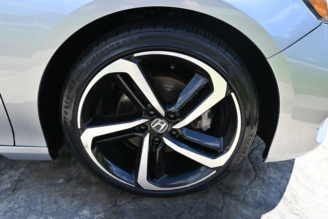 Used 2018 Honda Accord Sport image 11