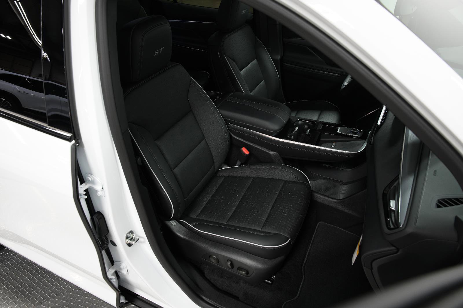 New 2026 Buick Enclave Sport Touring image 20