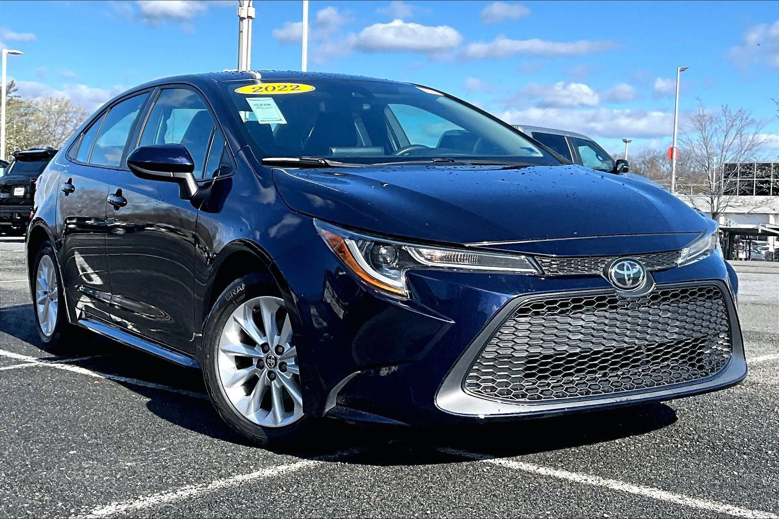 Used 2022 Toyota Corolla LE w/ LE Convenience Package image 2