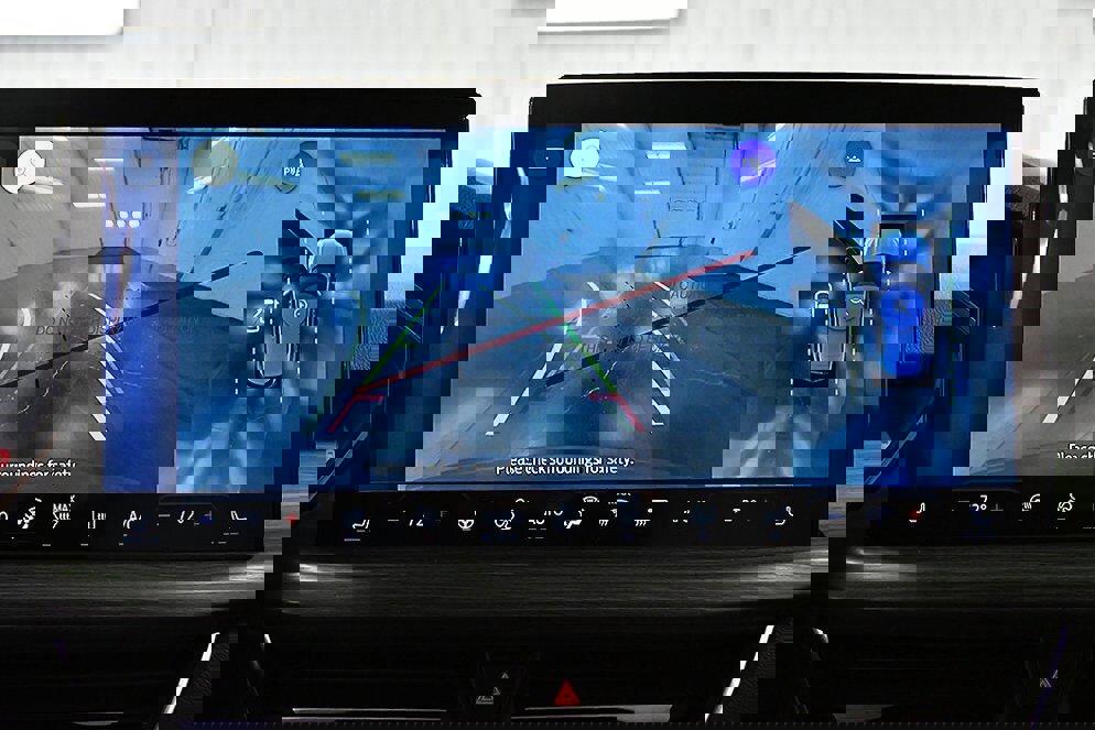 New 2025 Ford Escape SE w/ PHEV Premium Package image 44