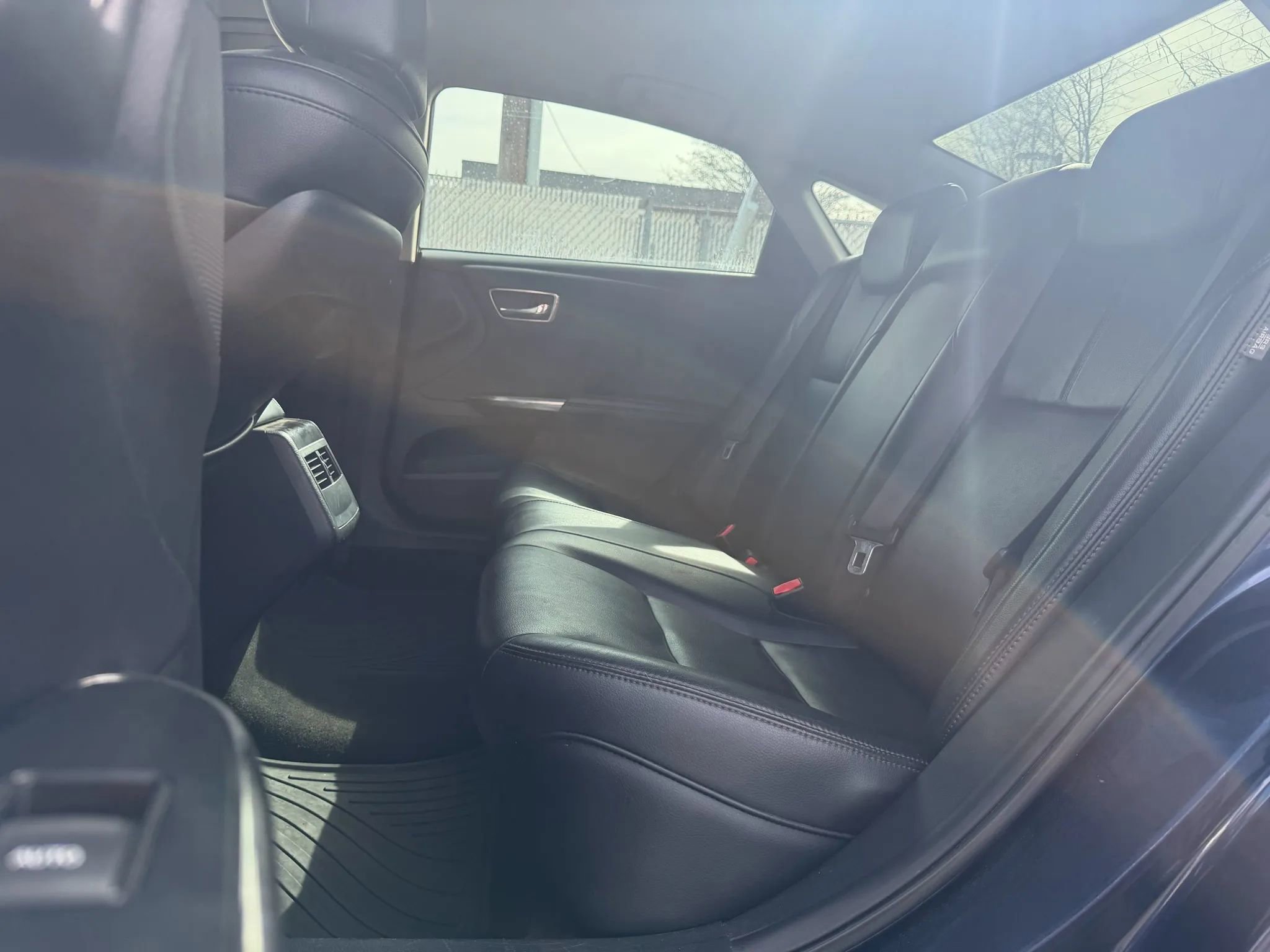 Used 2016 Toyota Avalon XLE Premium image 12