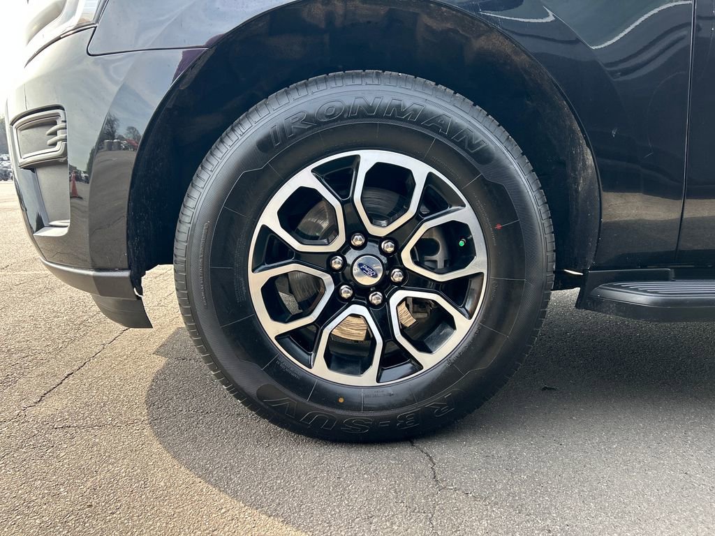 Used 2024 Ford Expedition Max XLT image 26