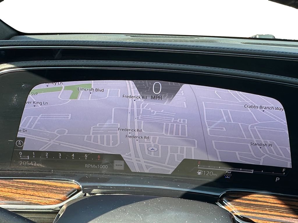 Used 2023 Cadillac Escalade Premium Luxury image 13