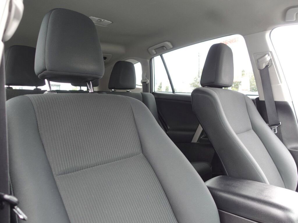 Certified 2017 Toyota RAV4 LE w/ All Weather Liner Package FWD image 15