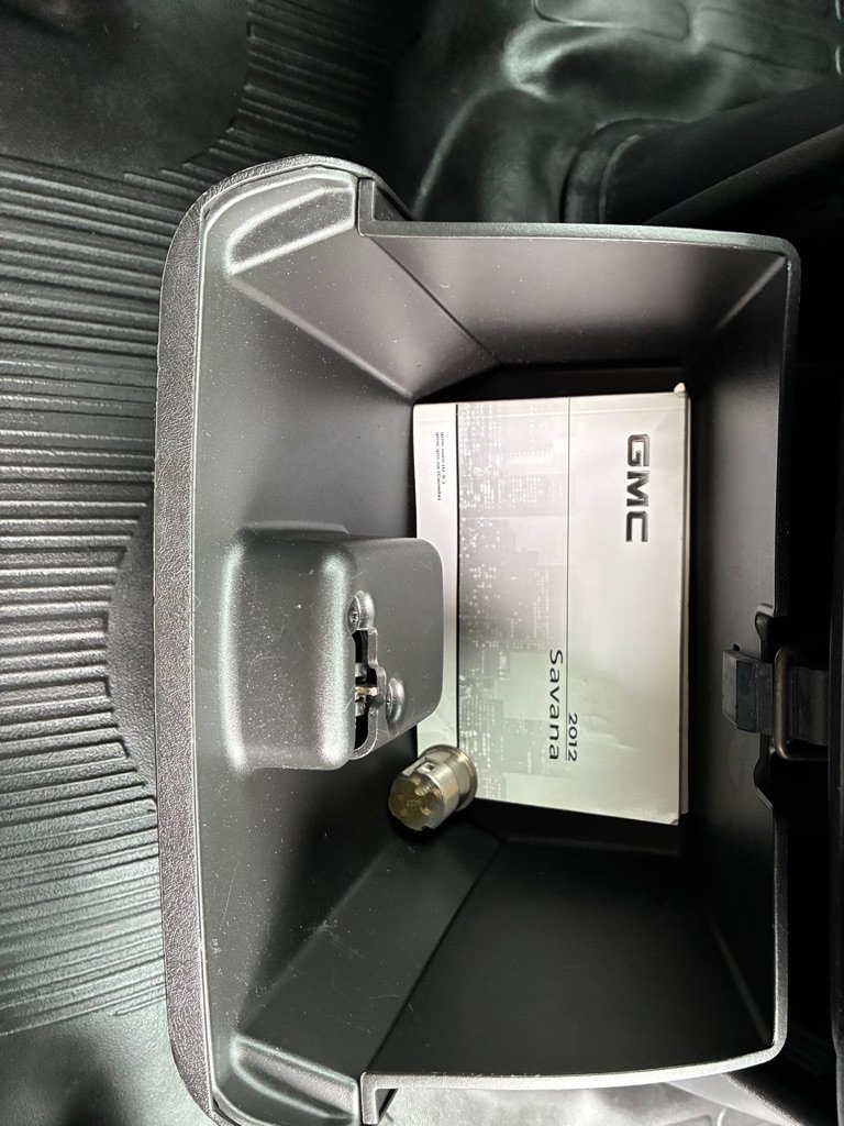 Used 2012 GMC Savana 1500 AWD image 47