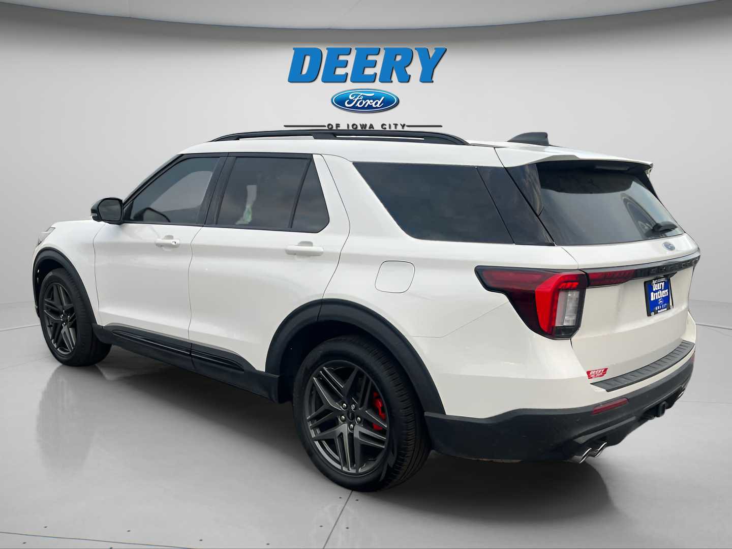 Used 2025 Ford Explorer ST w/ Sun And Sound Package image 6