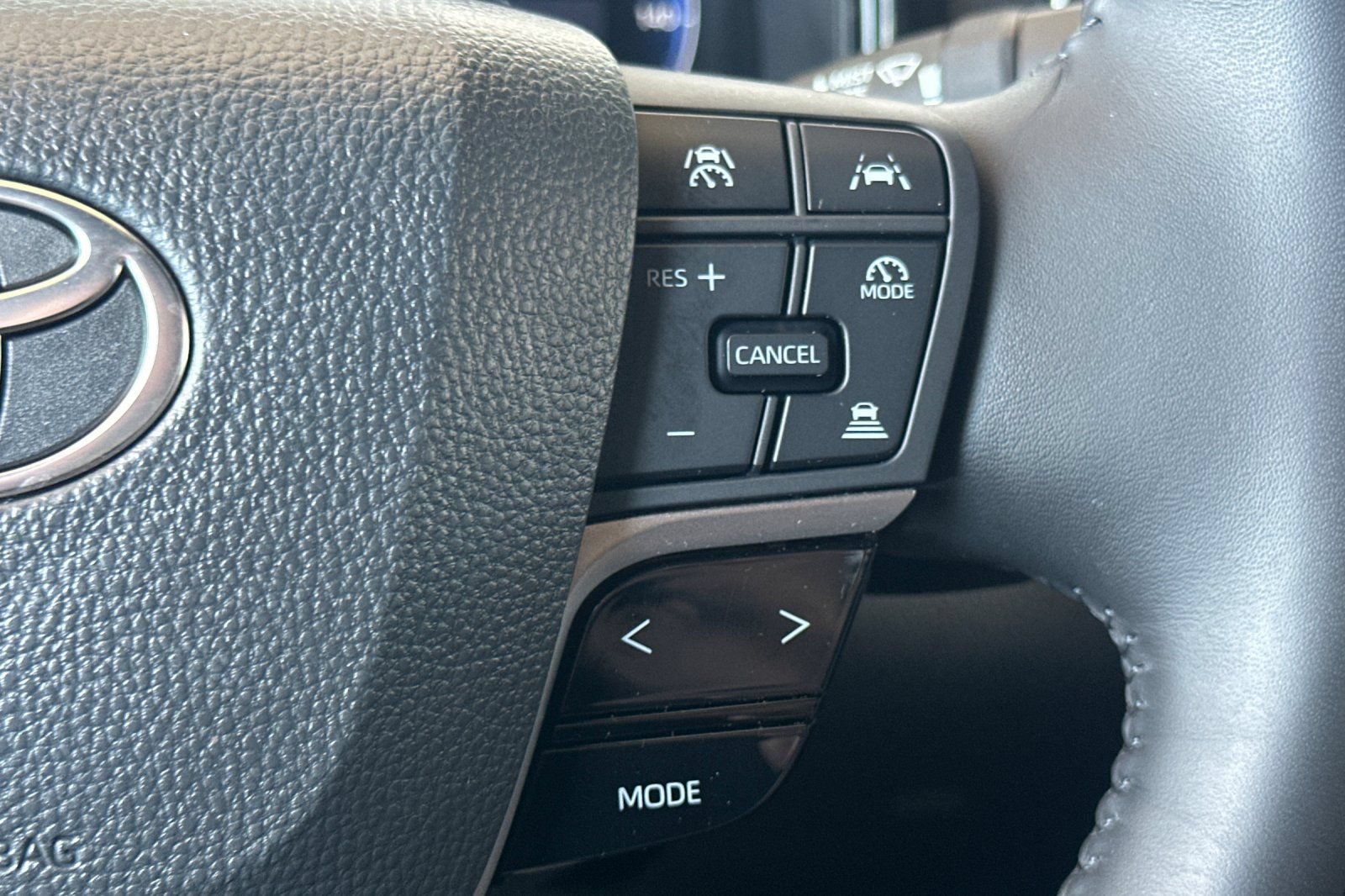 Used 2026 Toyota Camry XSE w/ Premium Plus Package FWD image 27