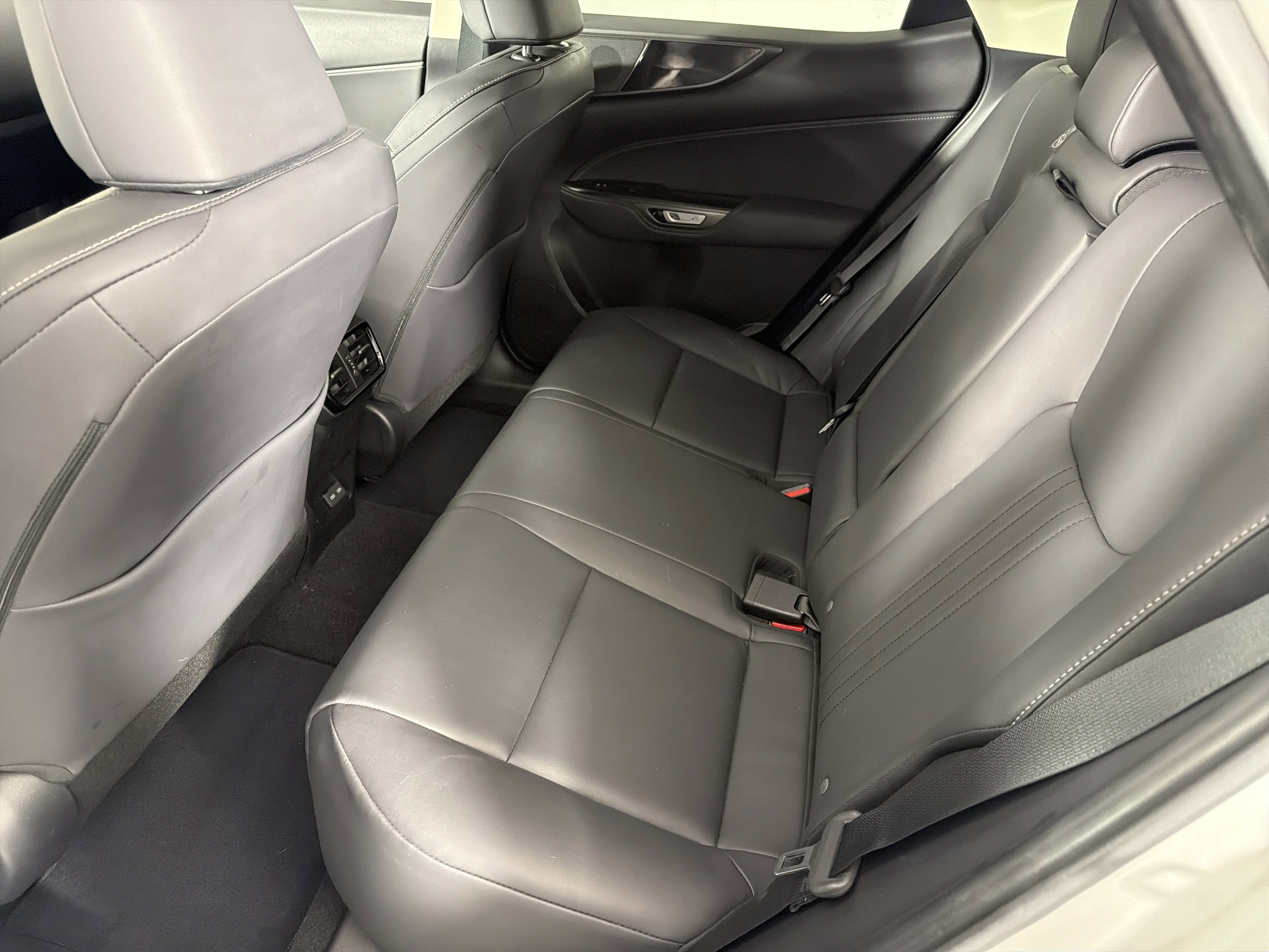 Used 2024 Lexus NX 350 AWD w/ Cold Area Package image 21