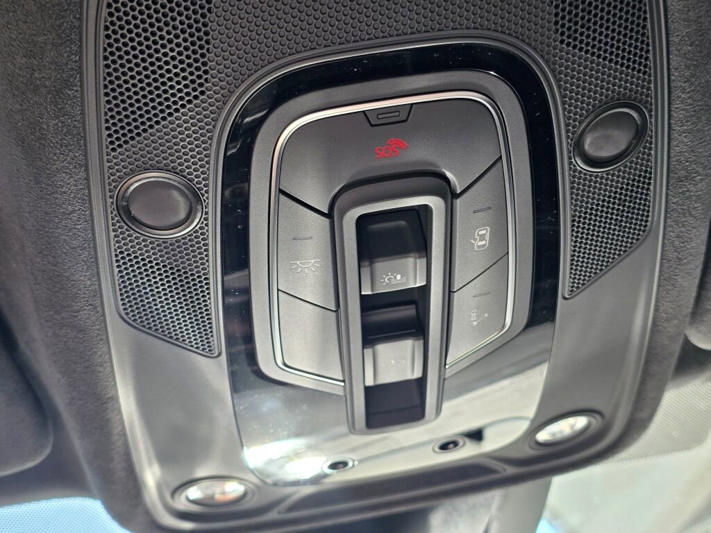 New 2025 Audi RS Q8 performance image 32