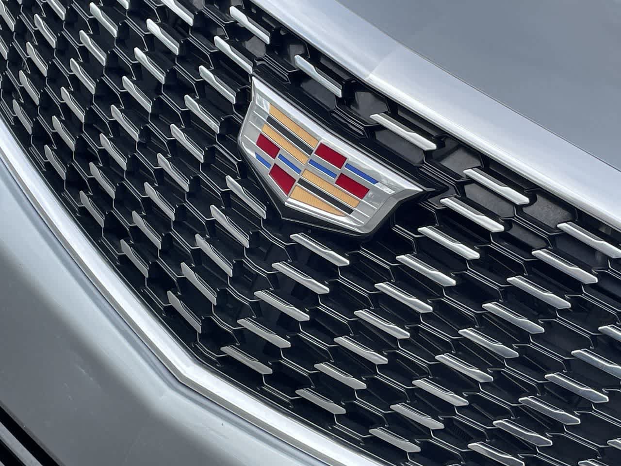 Certified 2024 Cadillac XT5 Premium Luxury AWD/4WD image 37