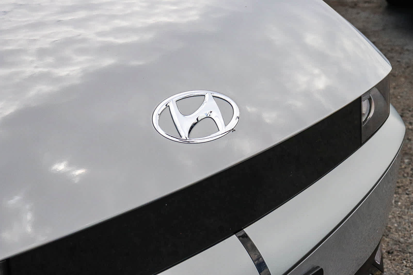 Used 2024 Hyundai Ioniq 5 SE RWD image 6