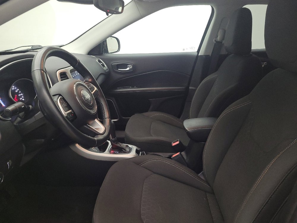 Used 2020 Jeep Compass Sport image 17