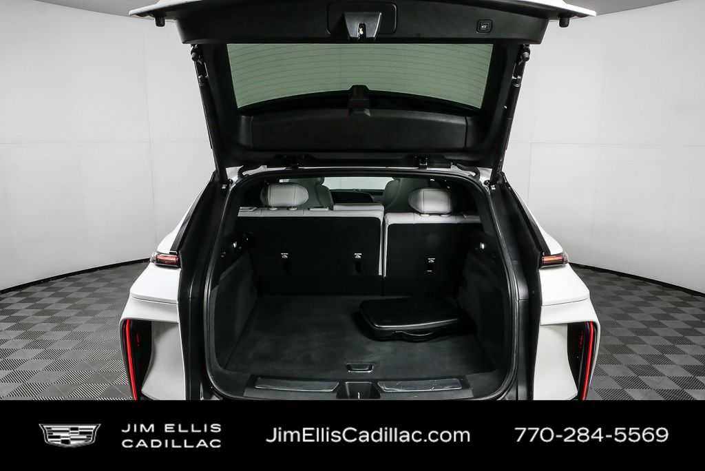 Certified 2024 Cadillac Lyriq Sport image 31