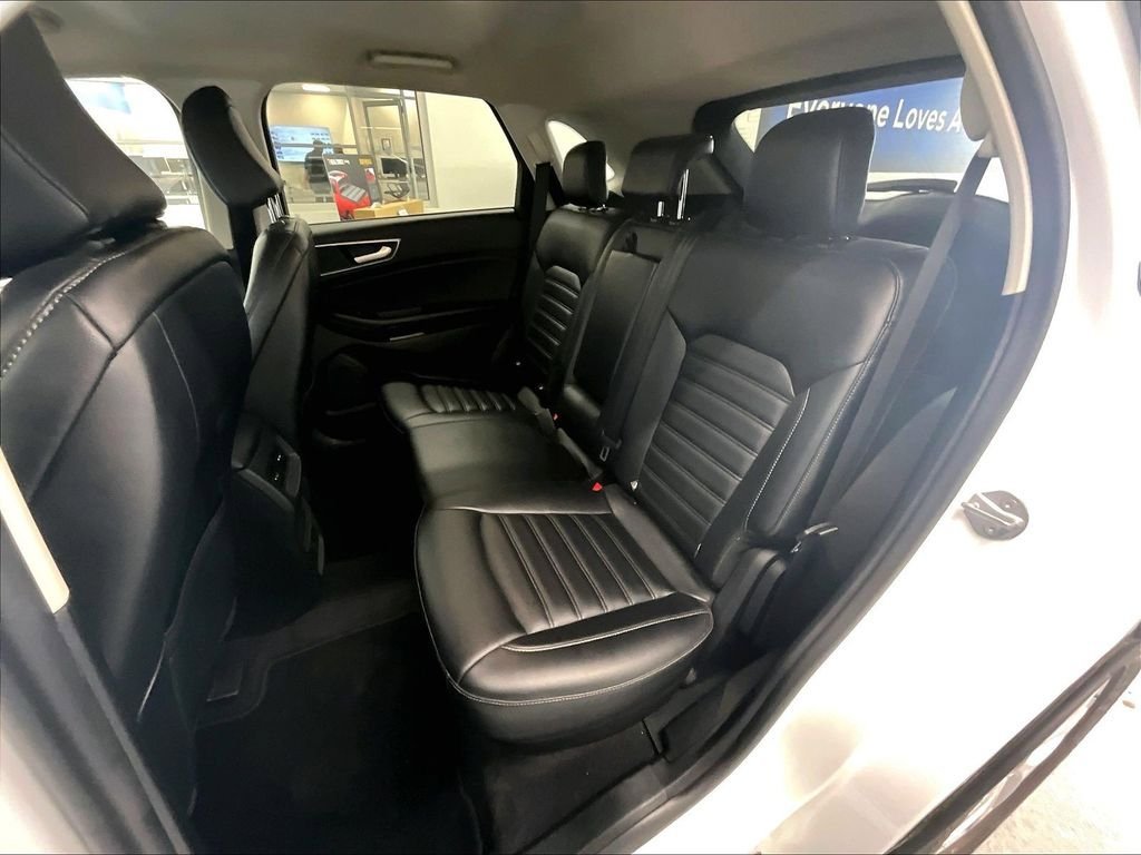 Used 2023 Ford Edge SEL AWD/4WD image 15
