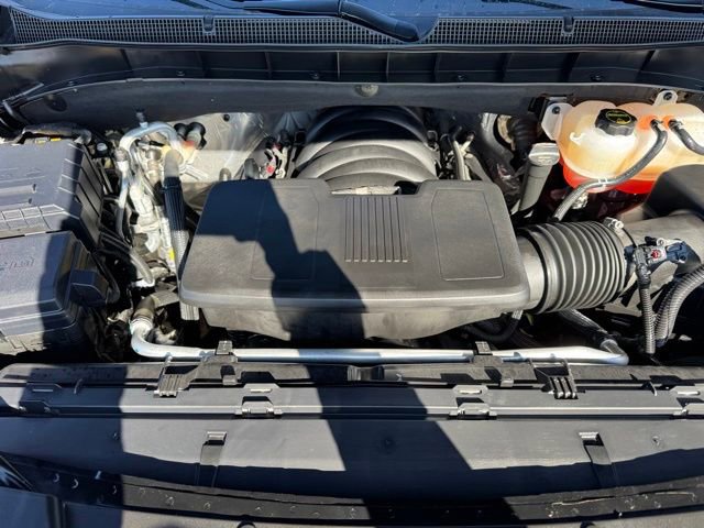 Used 2025 Chevrolet Suburban RST w/ RST Capability Package image 28