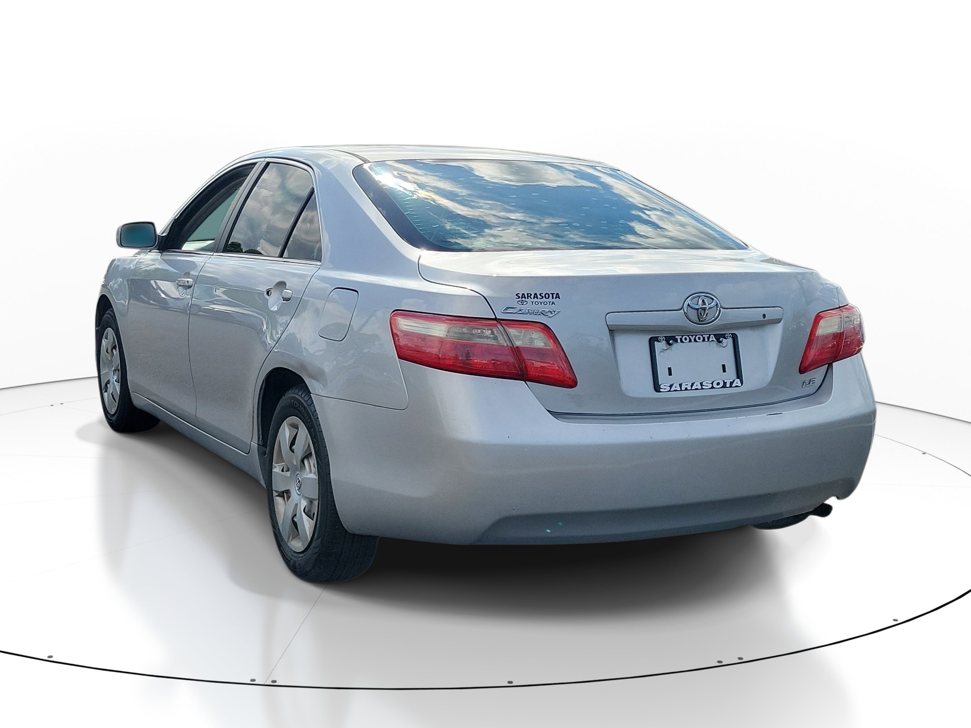 Used 2009 Toyota Camry SE FWD image 4