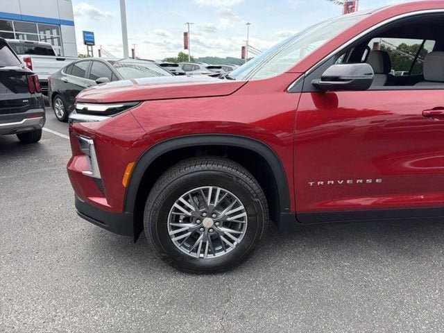 New 2026 Chevrolet Traverse LT FWD image 9