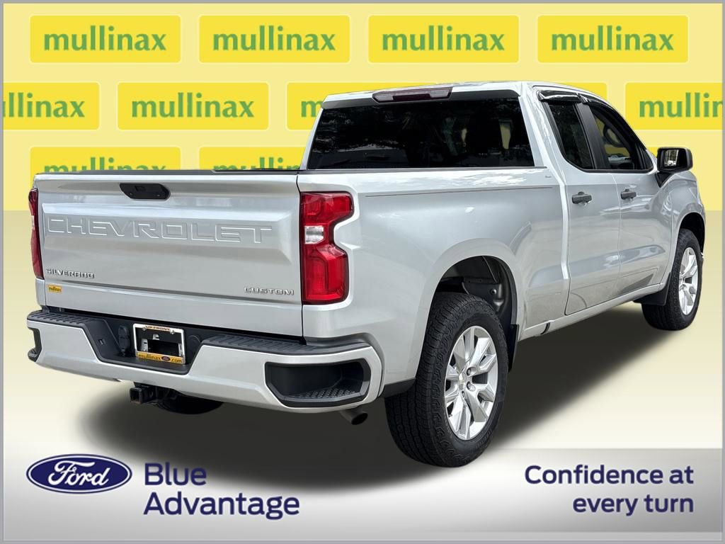 Used 2021 Chevrolet Silverado 1500 Custom image 4