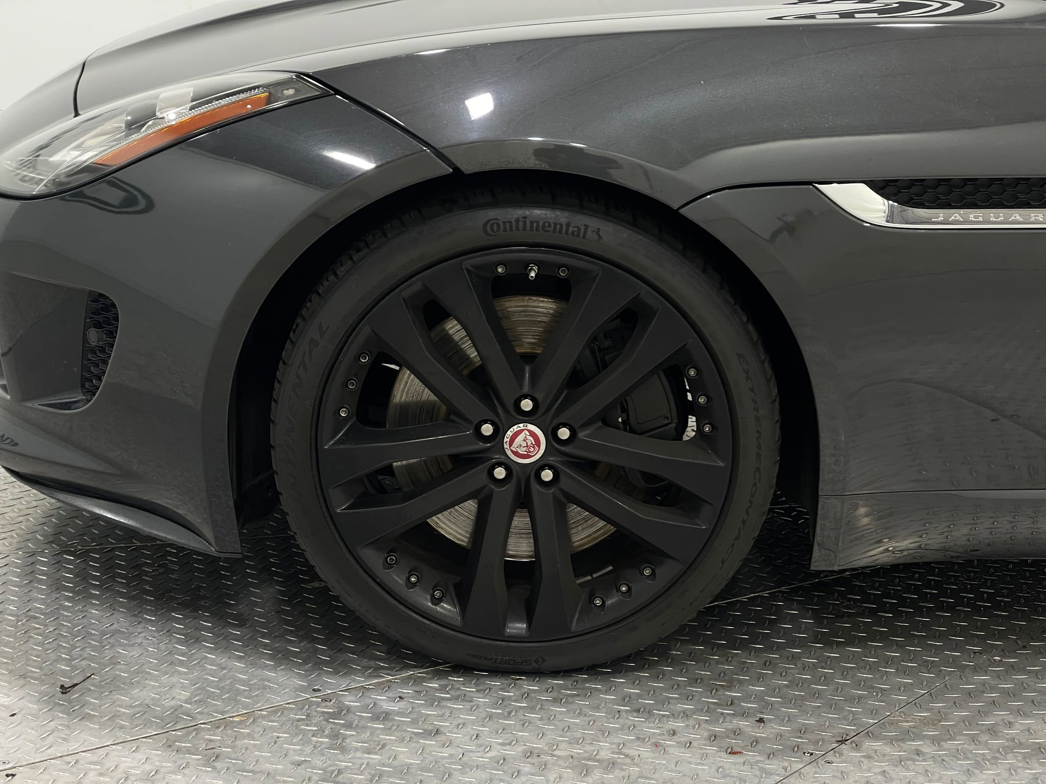 Used 2016 Jaguar F-TYPE S image 33