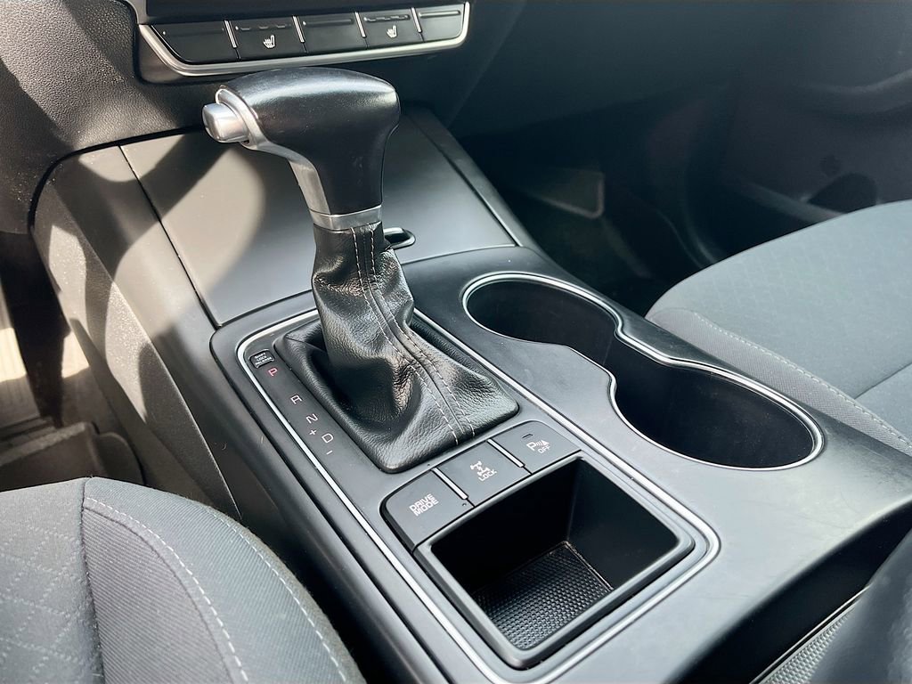 Used 2019 Kia Sorento LX w/ LX Convenience Package image 16