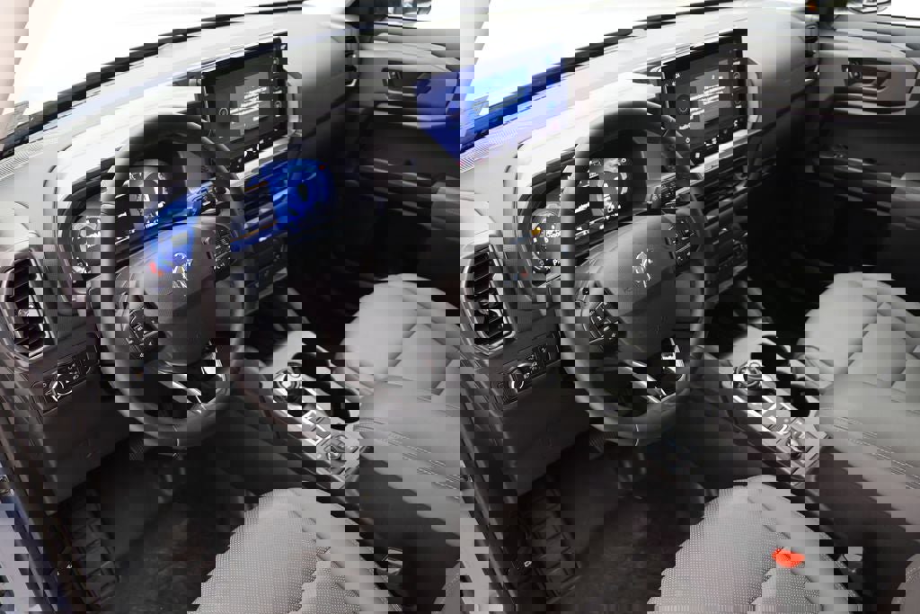 Used 2025 Ford Bronco Sport Badlands image 14