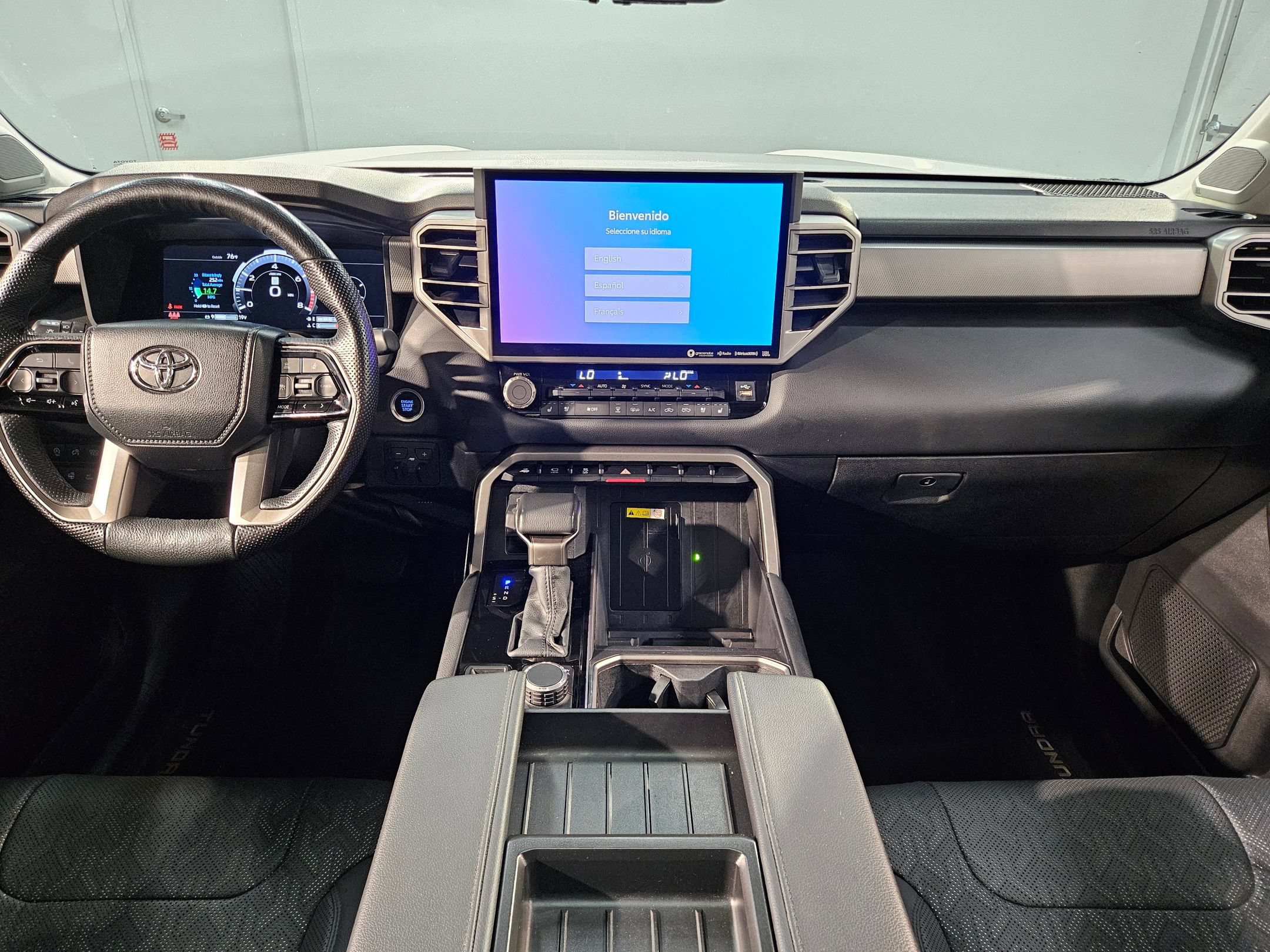 Used 2024 Toyota Tundra Limited AWD/4WD image 10