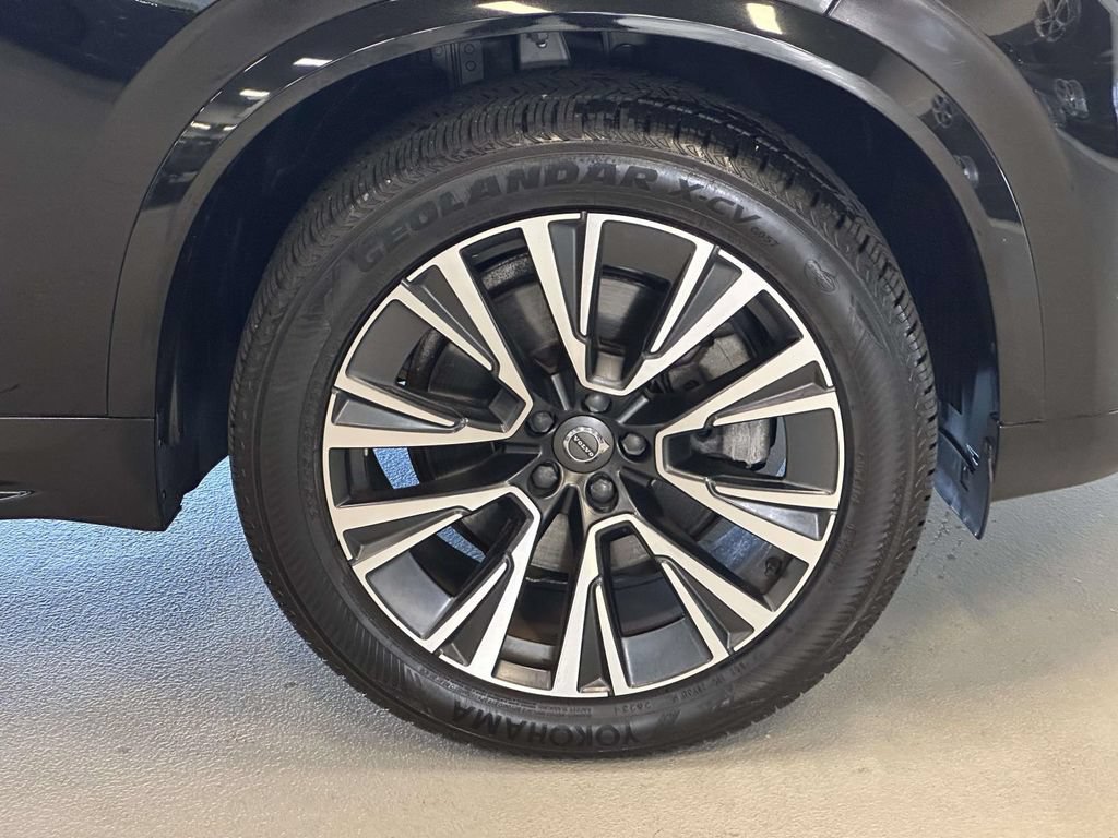 Used 2022 Volvo XC90 T6 Momentum w/ Advanced Package AWD/4WD image 9