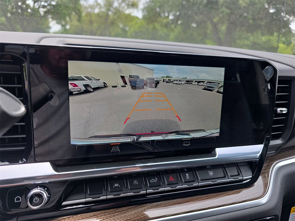 New 2025 GMC Sierra 1500 Elevation image 17