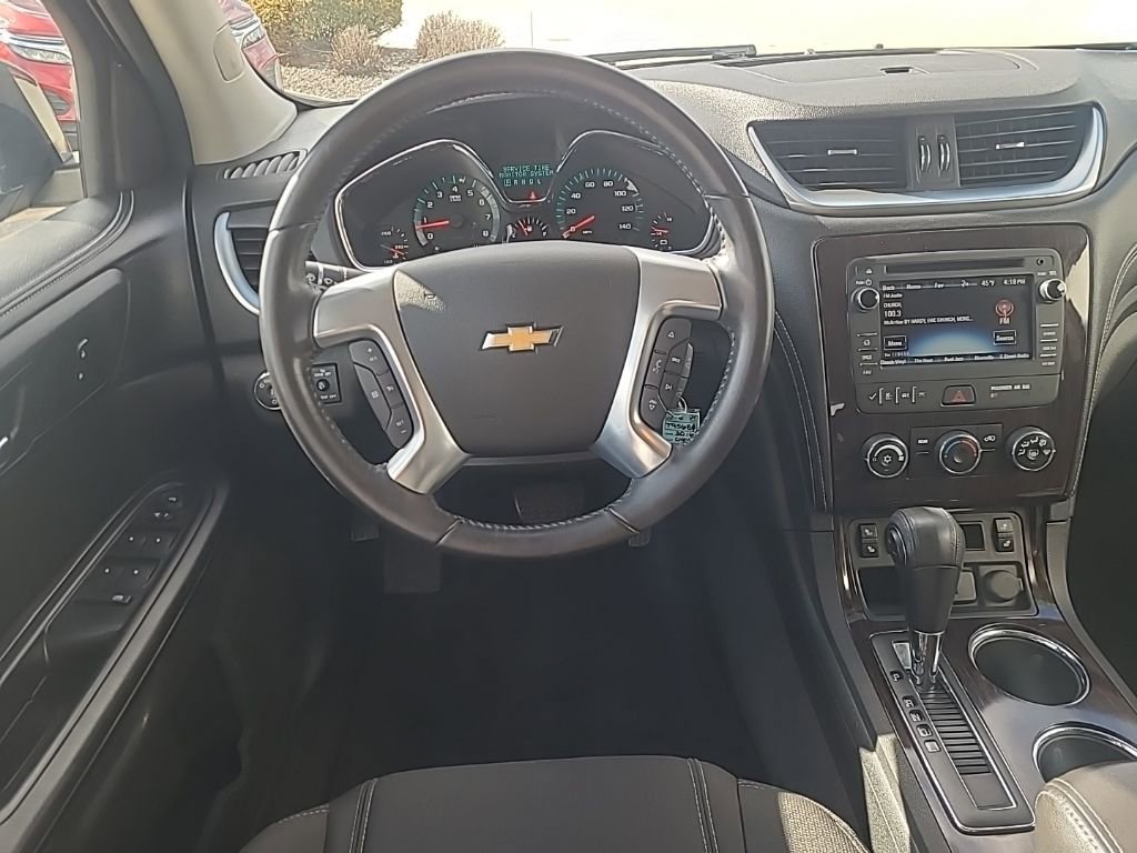 Used 2016 Chevrolet Traverse LT w/ Style and Technology Package FWD image 14