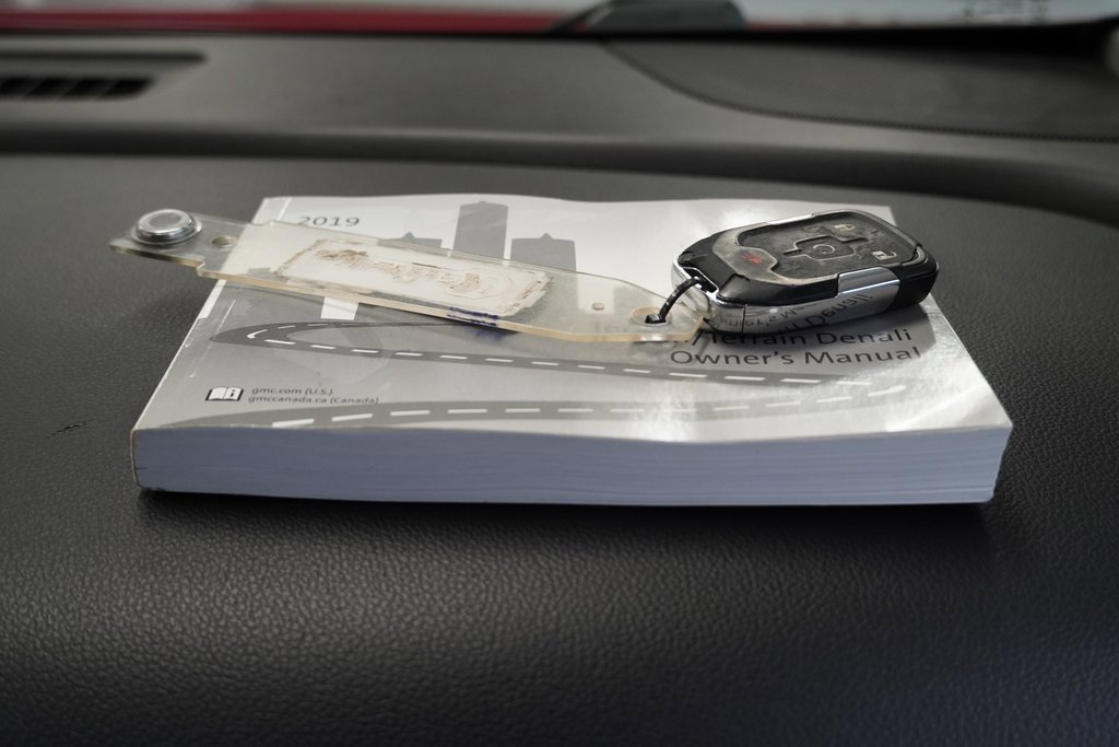 Used 2019 GMC Terrain SLT image 35