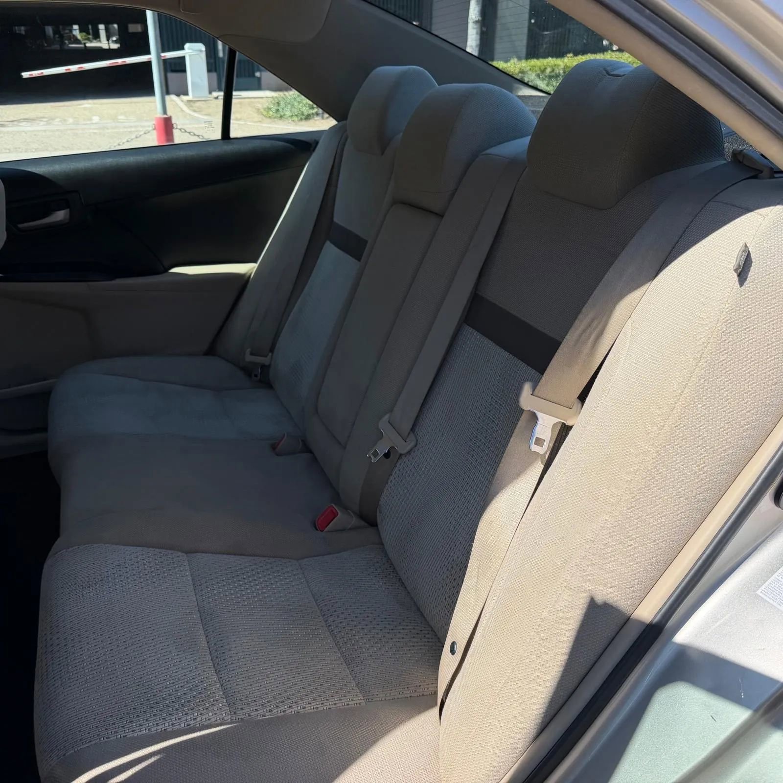 Used 2013 Toyota Camry LE image 13