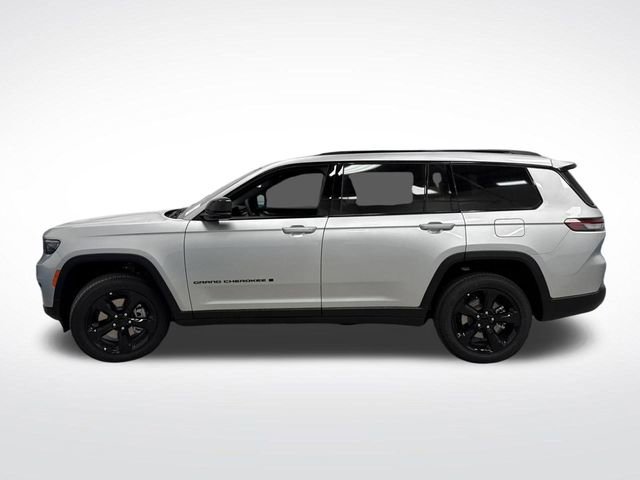 New 2025 Jeep Grand Cherokee L Altitude image 12
